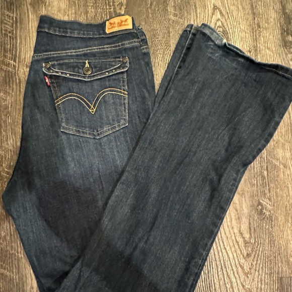 Levi’s 515 Bootcut Denim - Picture 2 of 4
